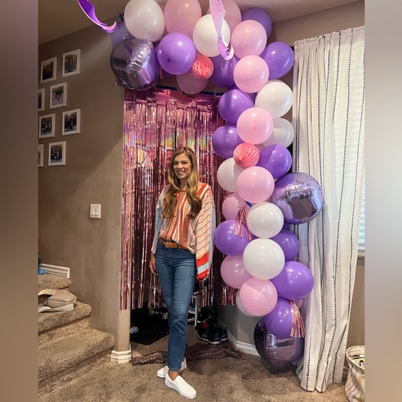 Meet your Posher, Stephanie - Picture 1 of 1